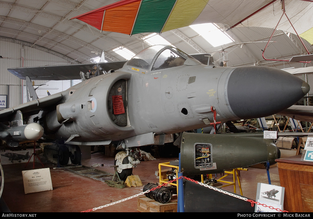 Aircraft Photo of ZA175 | British Aerospace Sea Harrier FA2 | UK - Navy | AirHistory.net #82212