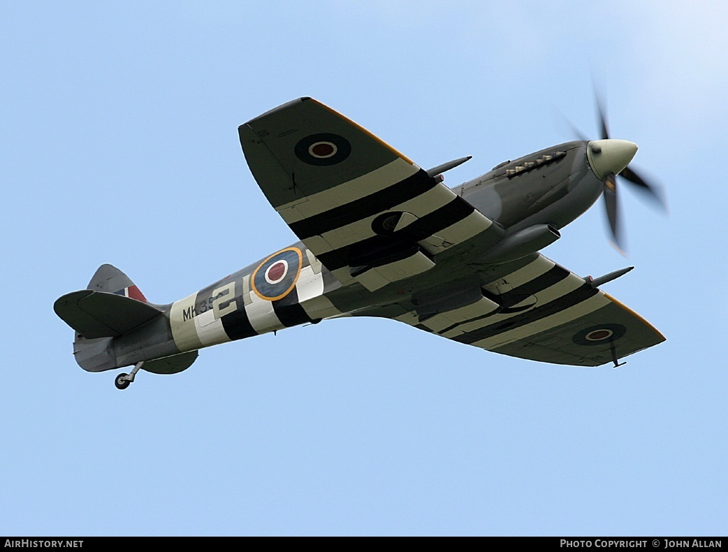 Aircraft Photo of MK356 | Supermarine 361 Spitfire LF9C | UK - Air Force | AirHistory.net #82231