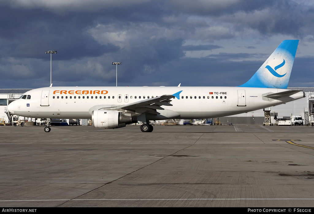 Aircraft Photo of TC-FBE | Airbus A320-212 | Freebird Airlines | AirHistory.net #82304