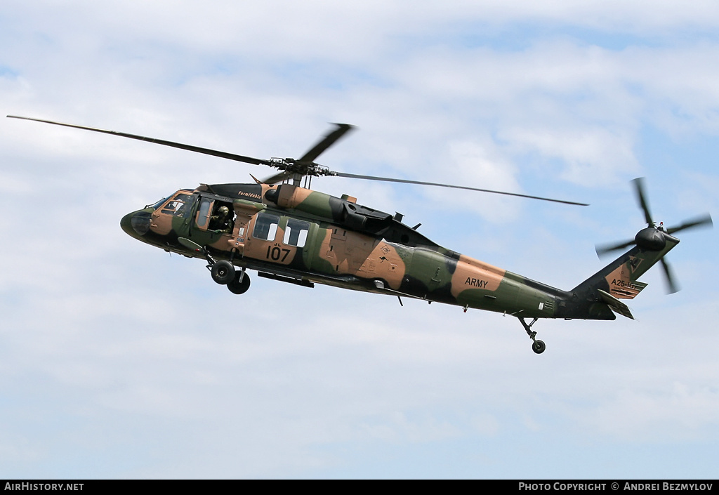 Aircraft Photo of A25-107 | Sikorsky S-70A-9 Black Hawk | Australia - Army | AirHistory.net #82476