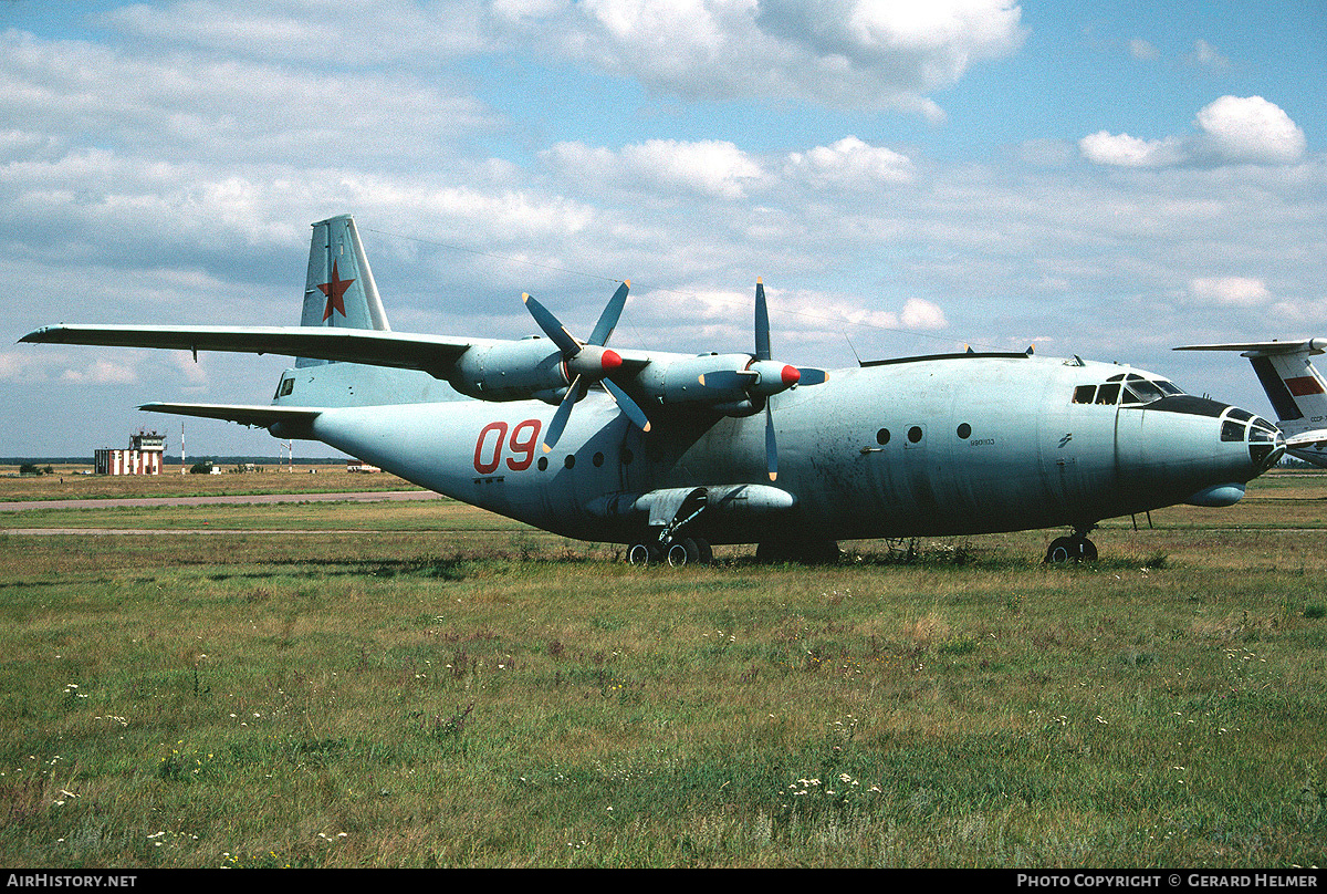 Aircraft Photo of 09 red | Antonov An-12 | Russia - Air Force | AirHistory.net #82497