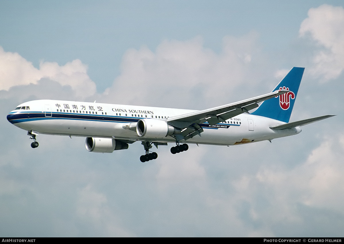 Aircraft Photo of B-2561 | Boeing 767-375/ER | China Southern Airlines | AirHistory.net #82579