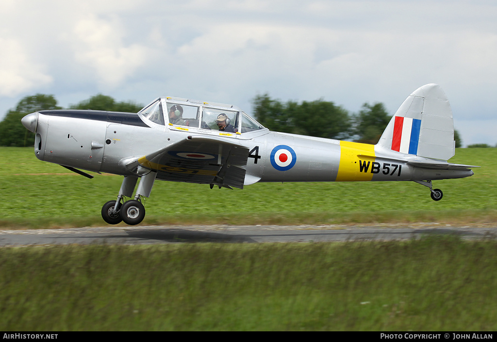 Aircraft Photo of G-AOSF / WB571 | De Havilland DHC-1 Chipmunk Mk22 | UK - Air Force | AirHistory.net #82600