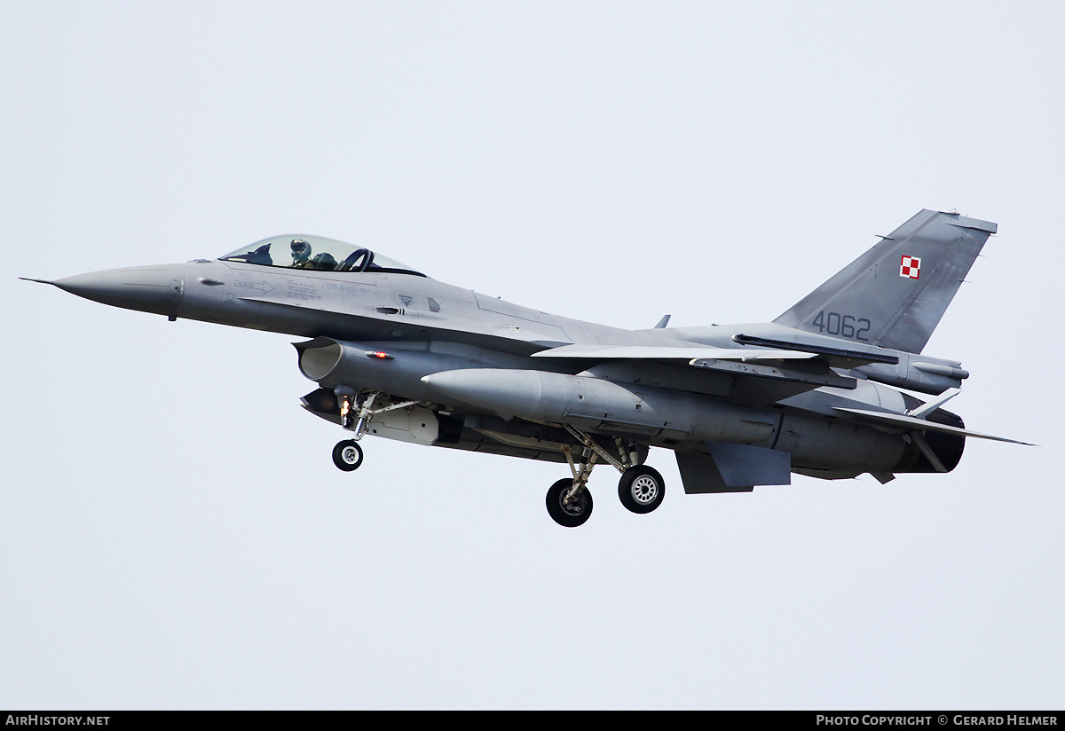 Aircraft Photo of 4062 | Lockheed Martin F-16CJ Fighting Falcon | Poland - Air Force | AirHistory.net #82626