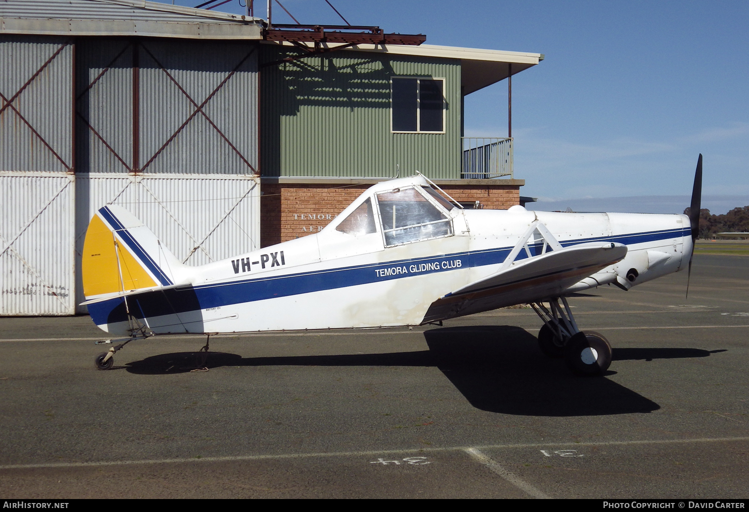 Aircraft Photo of VH-PXI | Piper PA-25-235 Pawnee C | Temora Gliding Club | AirHistory.net #82663