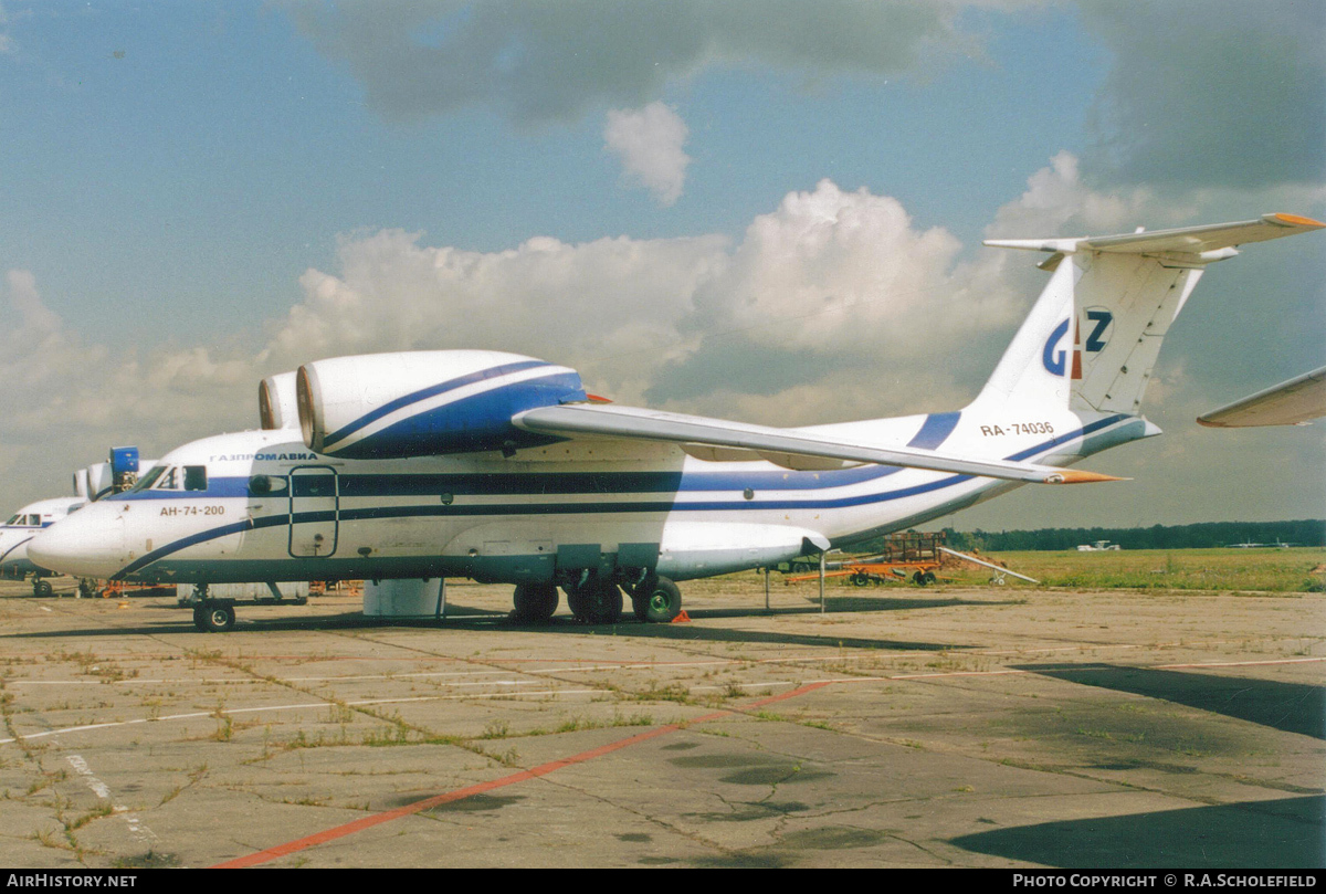 Aircraft Photo of RA-74036 | Antonov An-74-200 | Gazpromavia | AirHistory.net #82668