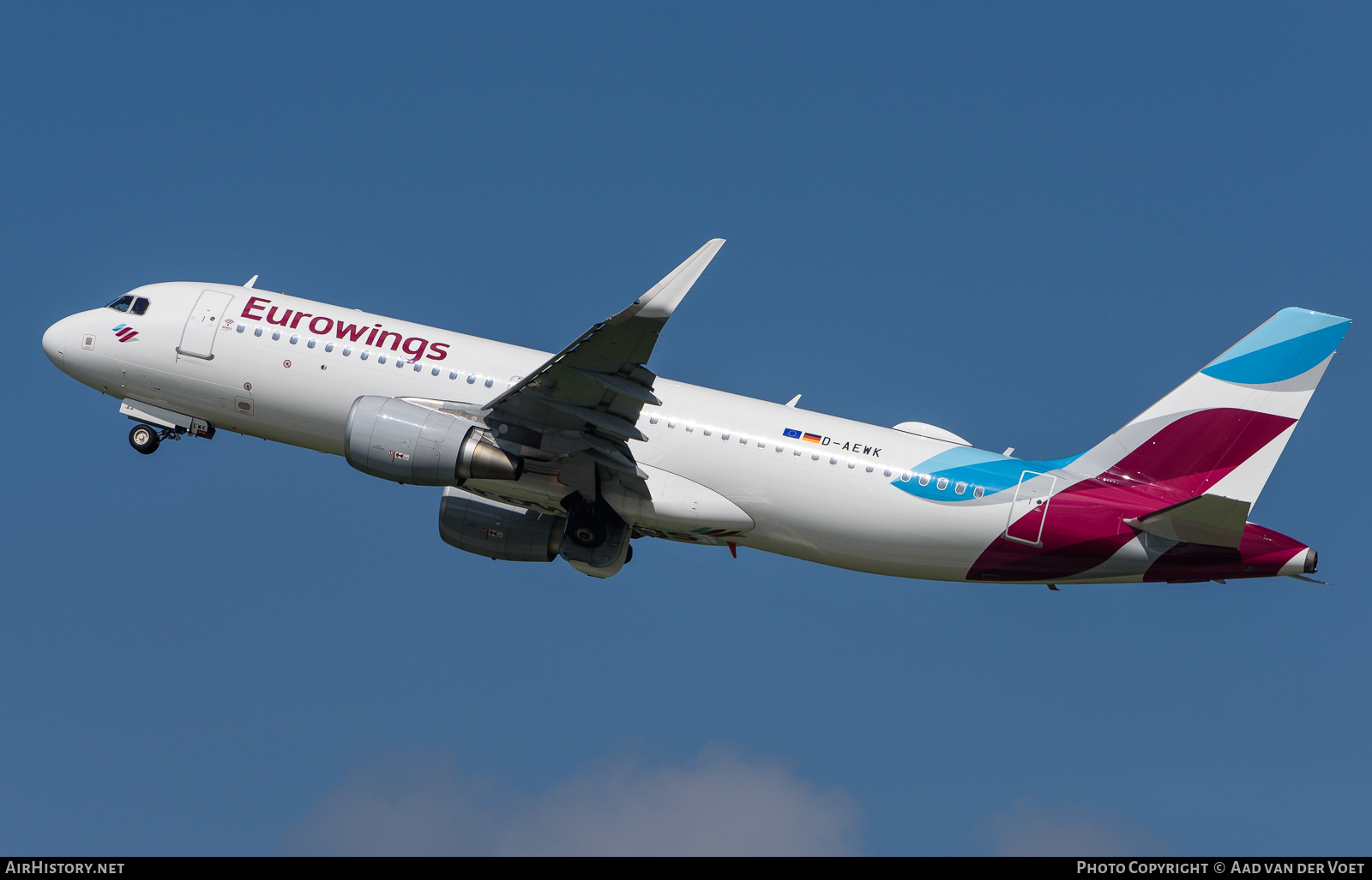 Aircraft Photo of D-AEWK | Airbus A320-214 | Eurowings | AirHistory.net #82673
