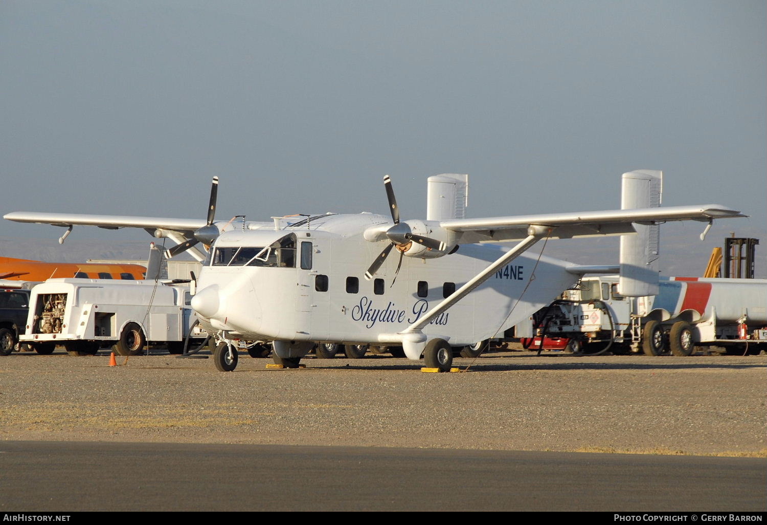 Aircraft Photo of N4NE | Short SC.7 Skyvan 3-100 | Skydive Perris | AirHistory.net #82676