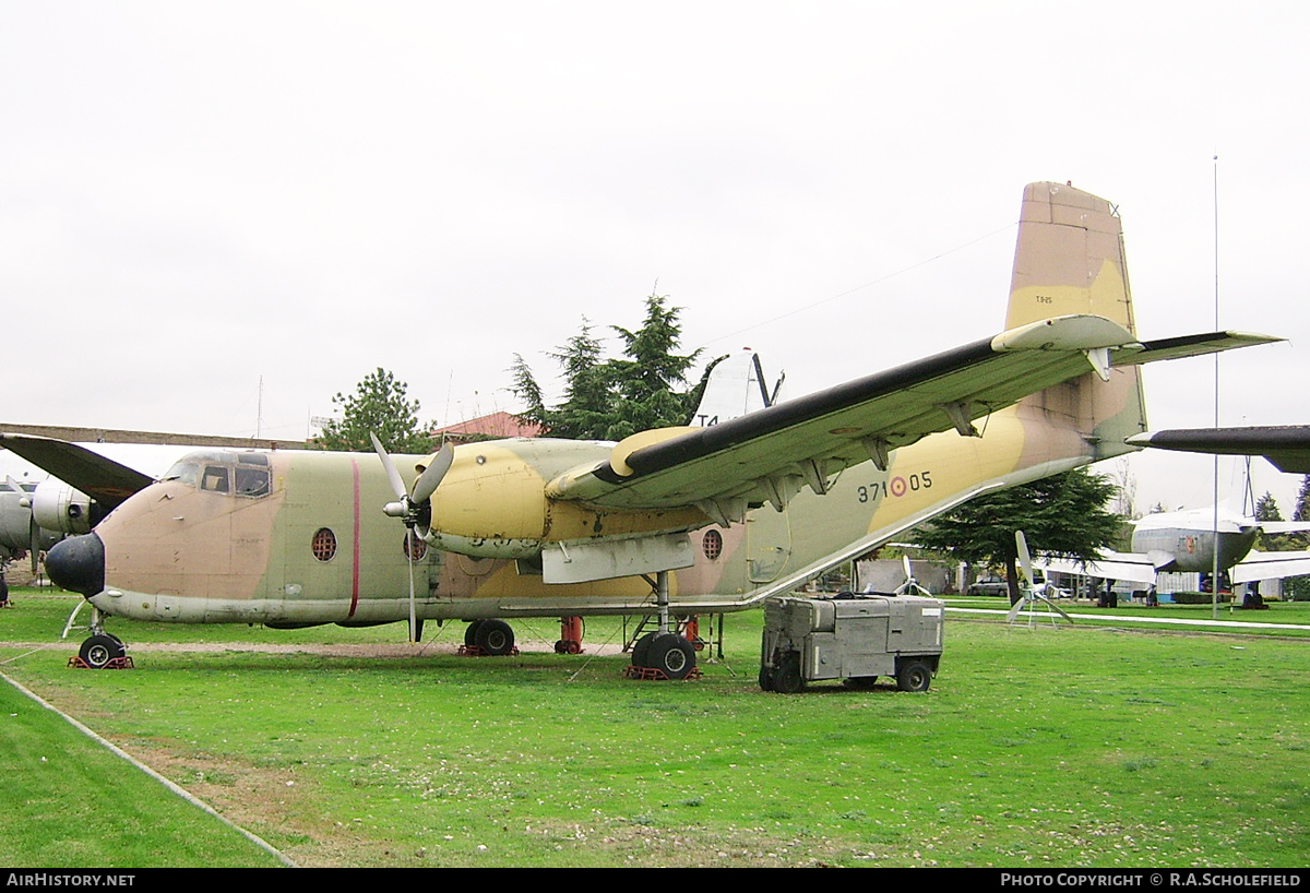 Aircraft Photo of T9-25 | De Havilland Canada C-7A Caribou | Spain - Air Force | AirHistory.net #82731