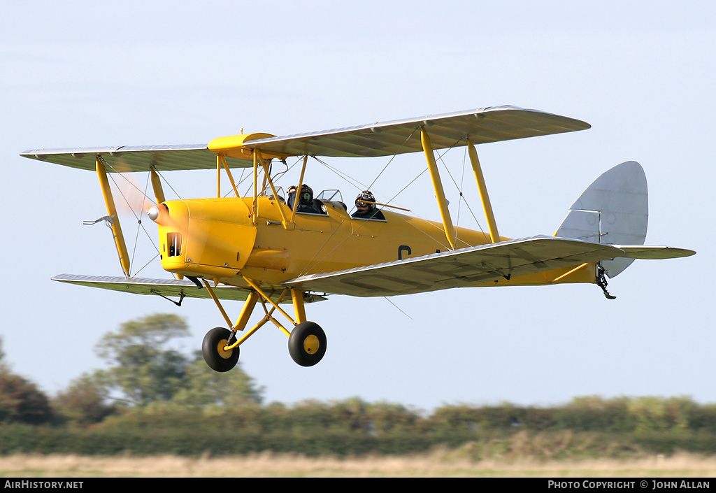 Aircraft Photo of G-AOBX | De Havilland D.H. 82A Tiger Moth II | AirHistory.net #82867