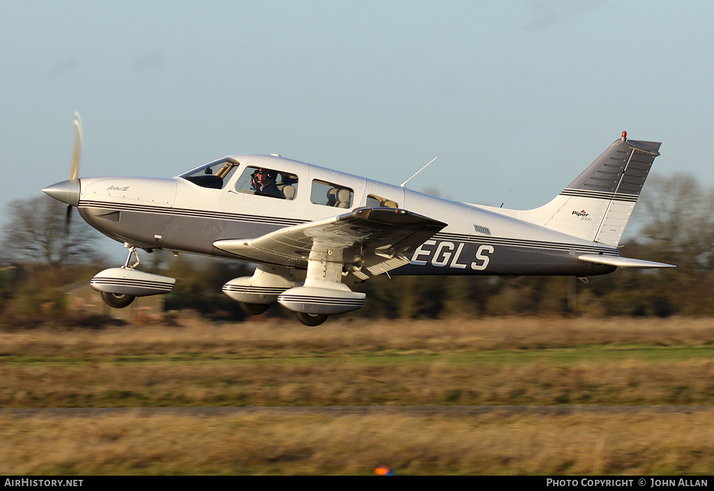 Aircraft Photo of G-EGLS | Piper PA-28-181 Archer III | AirHistory.net #83067