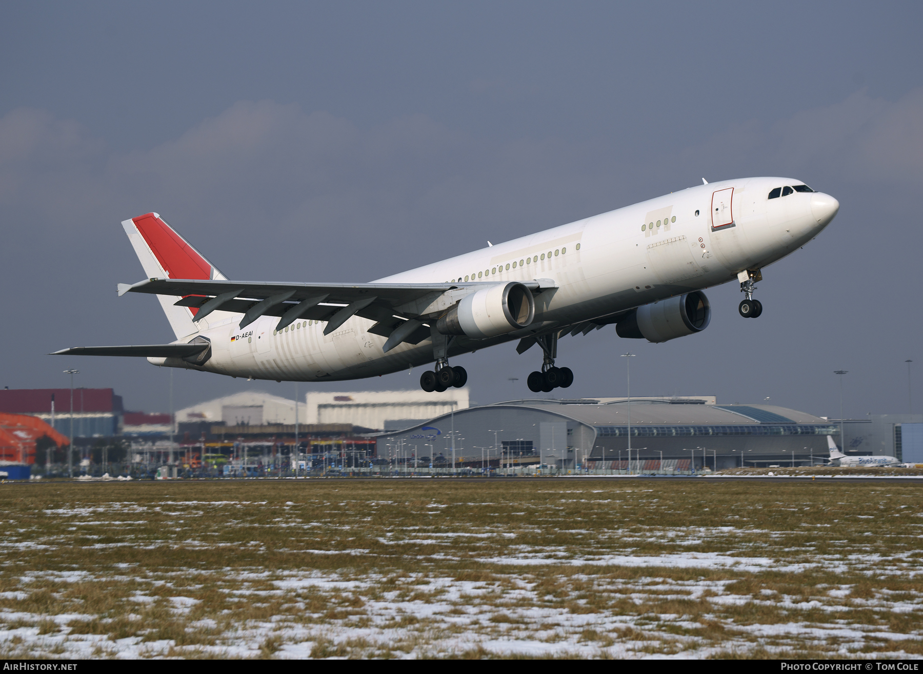 Aircraft Photo of D-AEAI | Airbus A300B4-622R(F) | AirHistory.net #83085