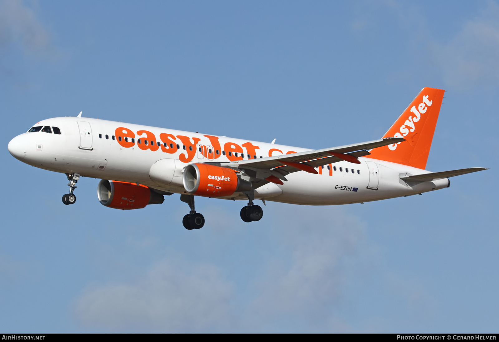 Aircraft Photo of G-EZUH | Airbus A320-214 | EasyJet | AirHistory.net #83135