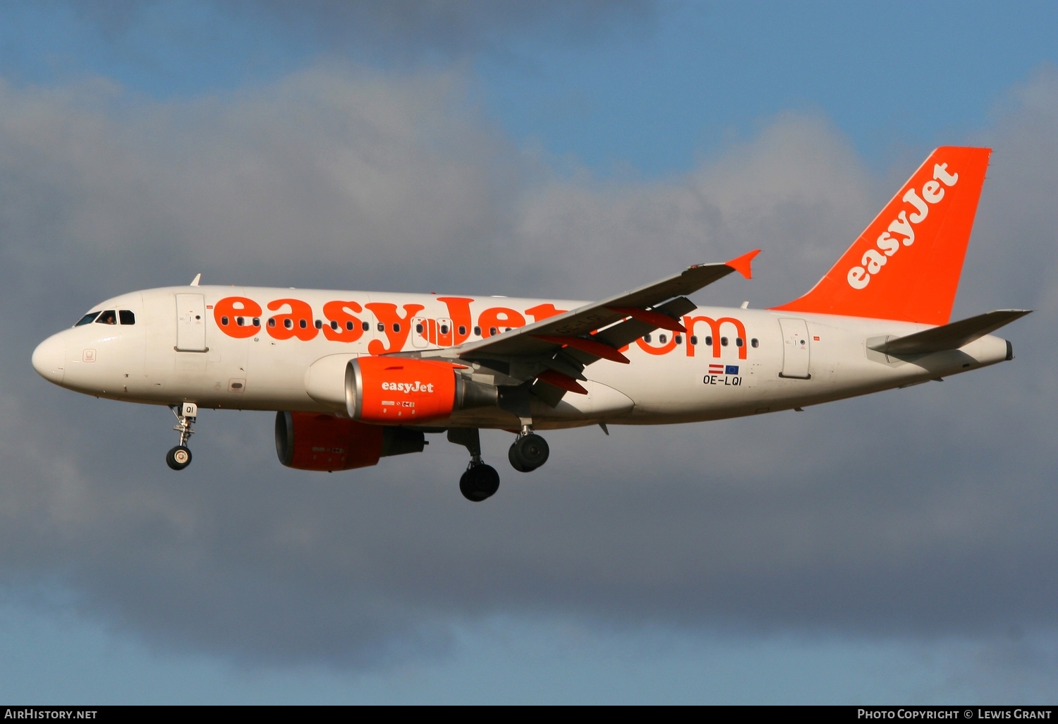 Aircraft Photo of OE-LQI | Airbus A319-111 | EasyJet | AirHistory.net #83141