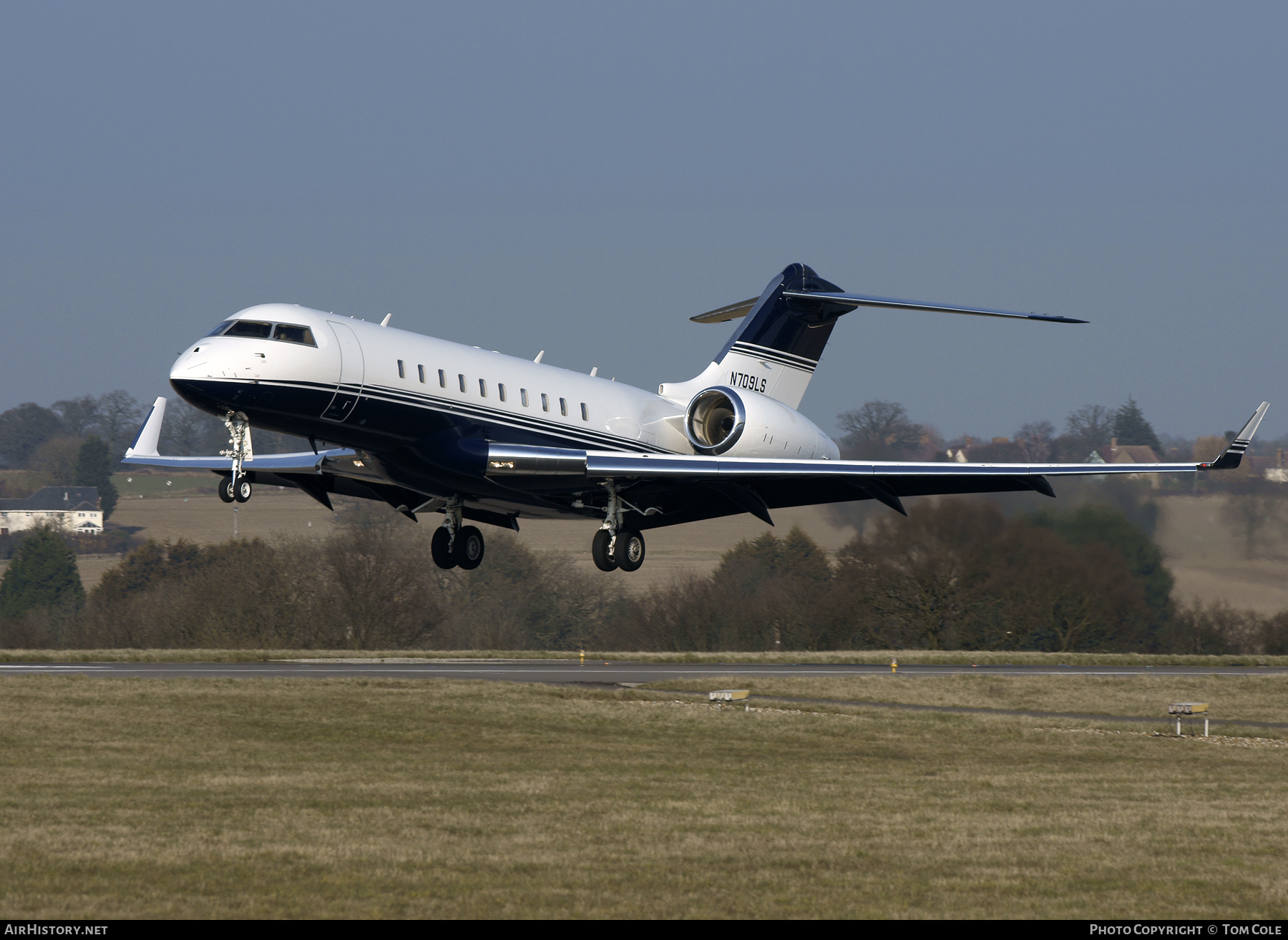Aircraft Photo of N709LS | Bombardier Global 5000 (BD-700-1A11) | AirHistory.net #83168