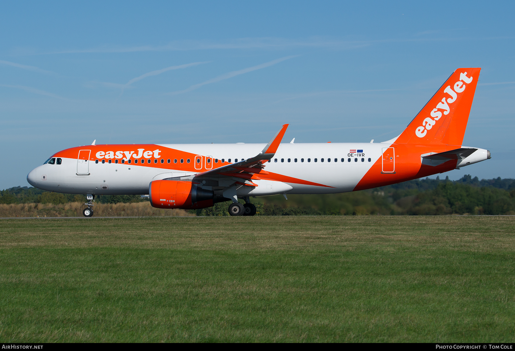 Aircraft Photo of OE-IVR | Airbus A320-214 | EasyJet | AirHistory.net #83230