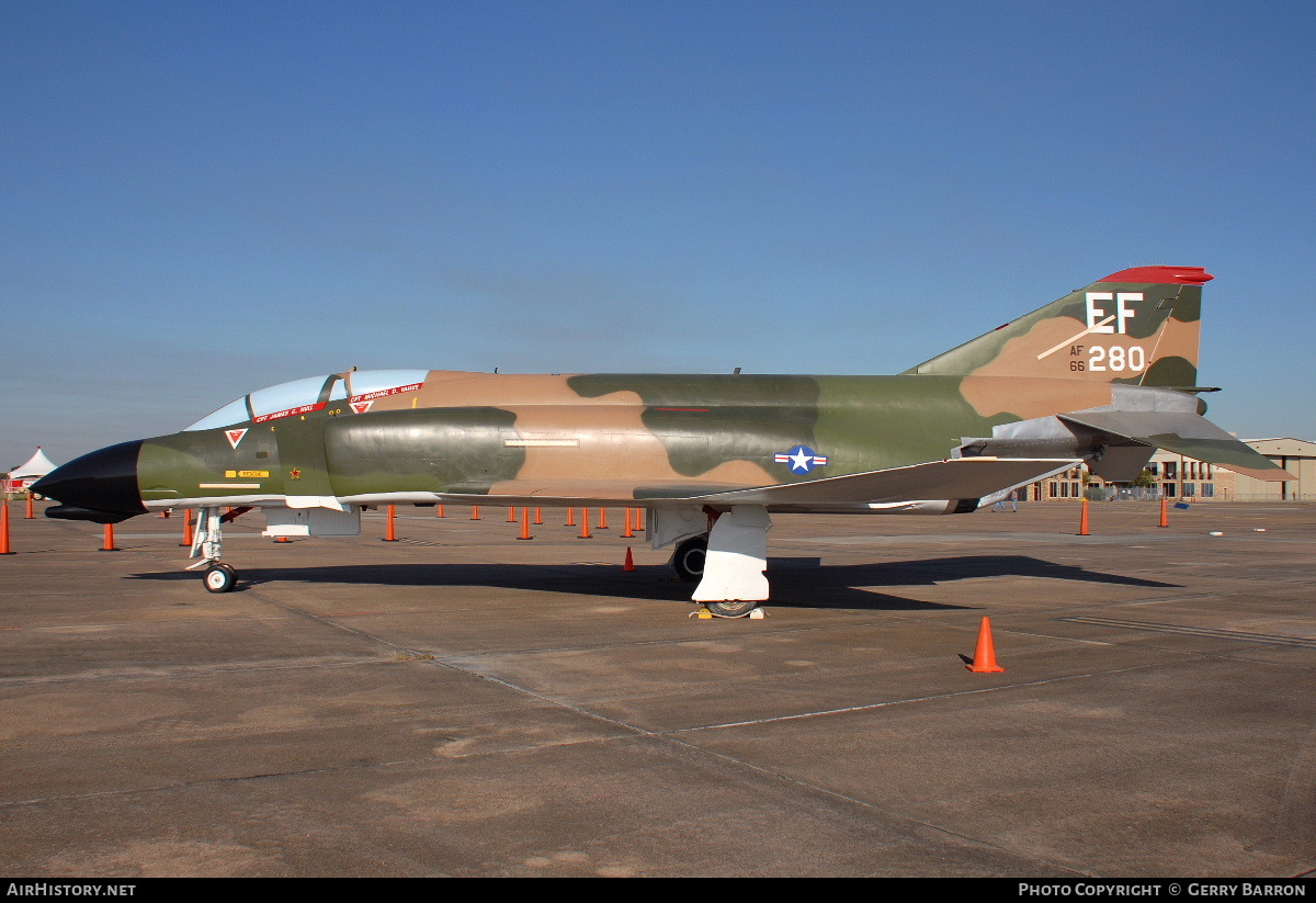 Aircraft Photo of 66-0280 / AF66-280 | McDonnell Douglas F-4D Phantom II | USA - Air Force | AirHistory.net #83231