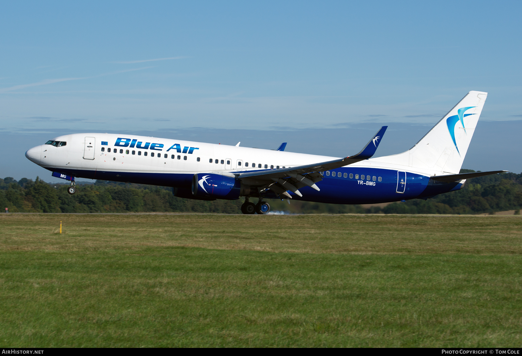 Aircraft Photo of YR-BMG | Boeing 737-86N | Blue Air | AirHistory.net #83248