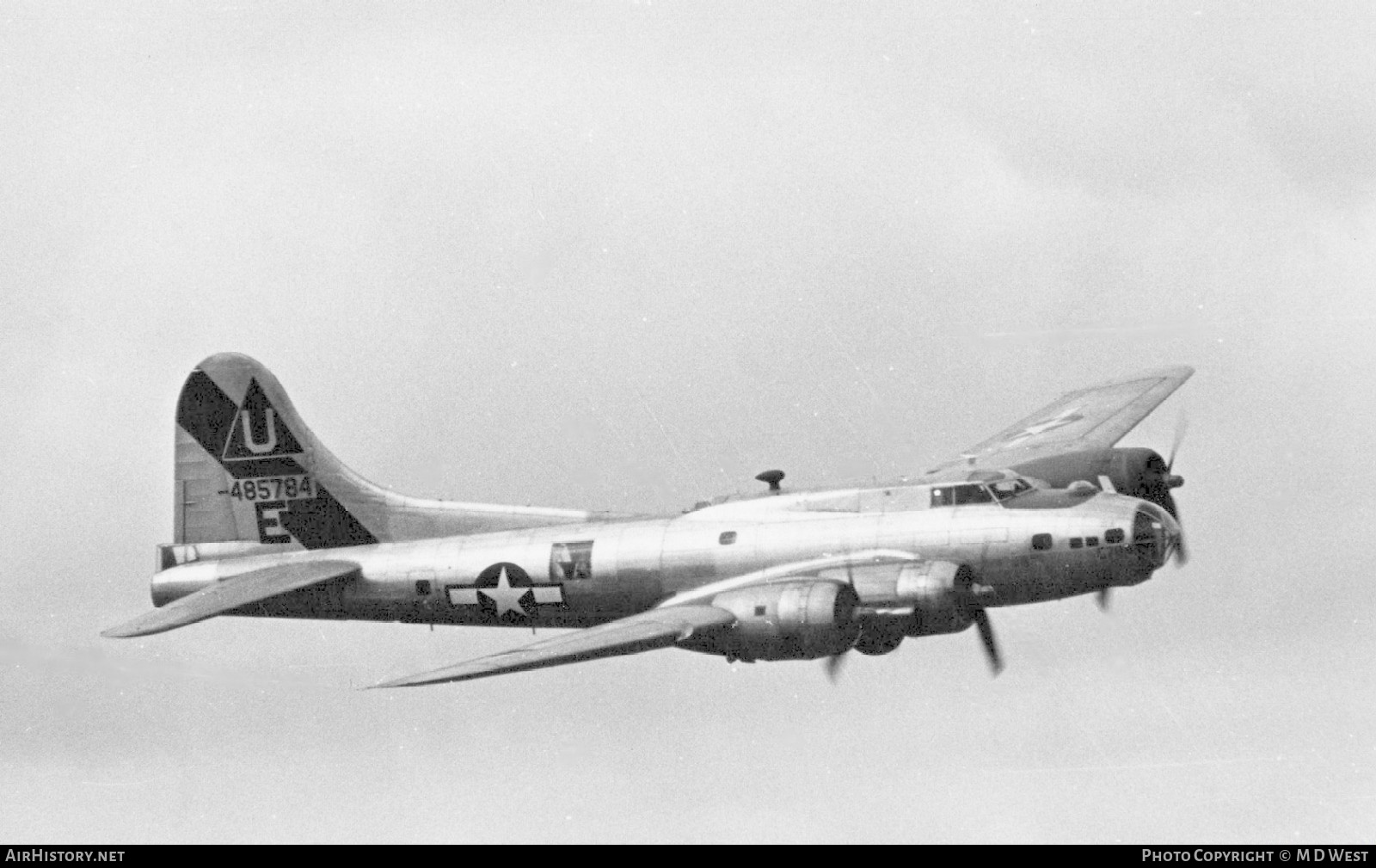Aircraft Photo of G-BEDF / 485784 | Boeing B-17G Flying Fortress | USA - Air Force | AirHistory.net #83298