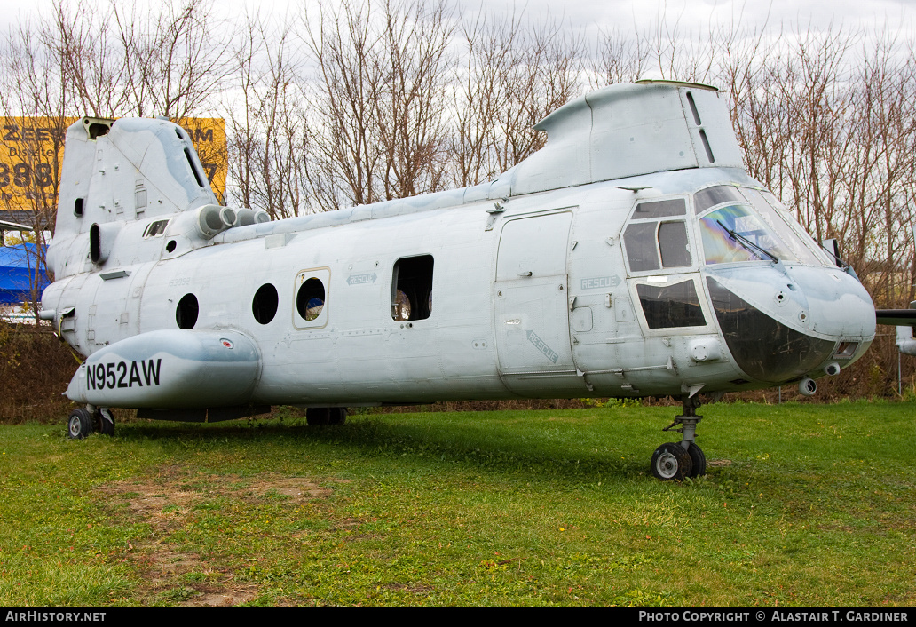 Aircraft Photo of N952AW | Boeing Vertol CH-46E Sea Knight | AirHistory.net #83387