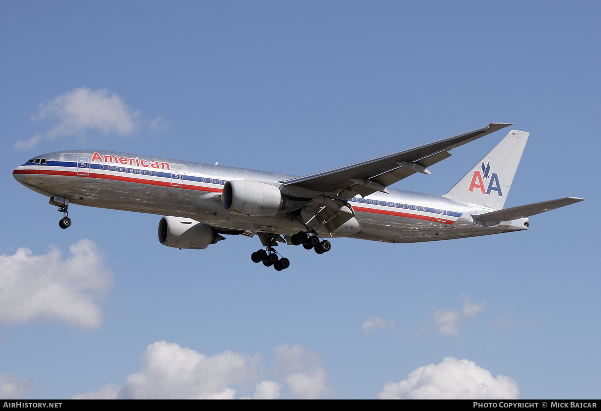 Aircraft Photo of N758AN | Boeing 777-223/ER | American Airlines | AirHistory.net #83394