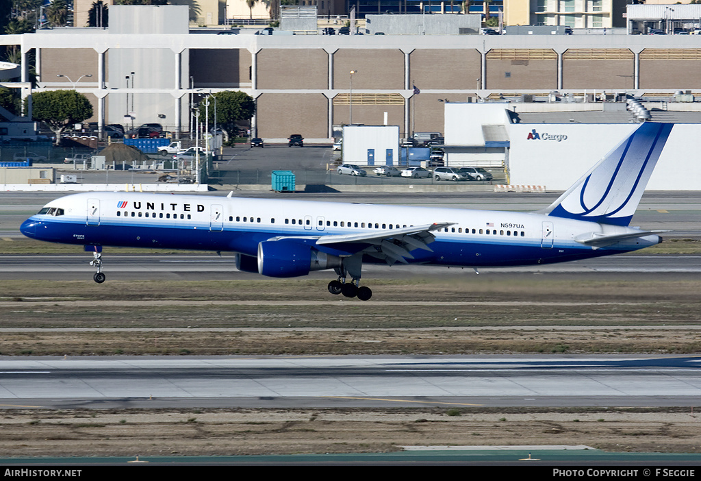 Aircraft Photo of N597UA | Boeing 757-222 | United Airlines | AirHistory.net #83400