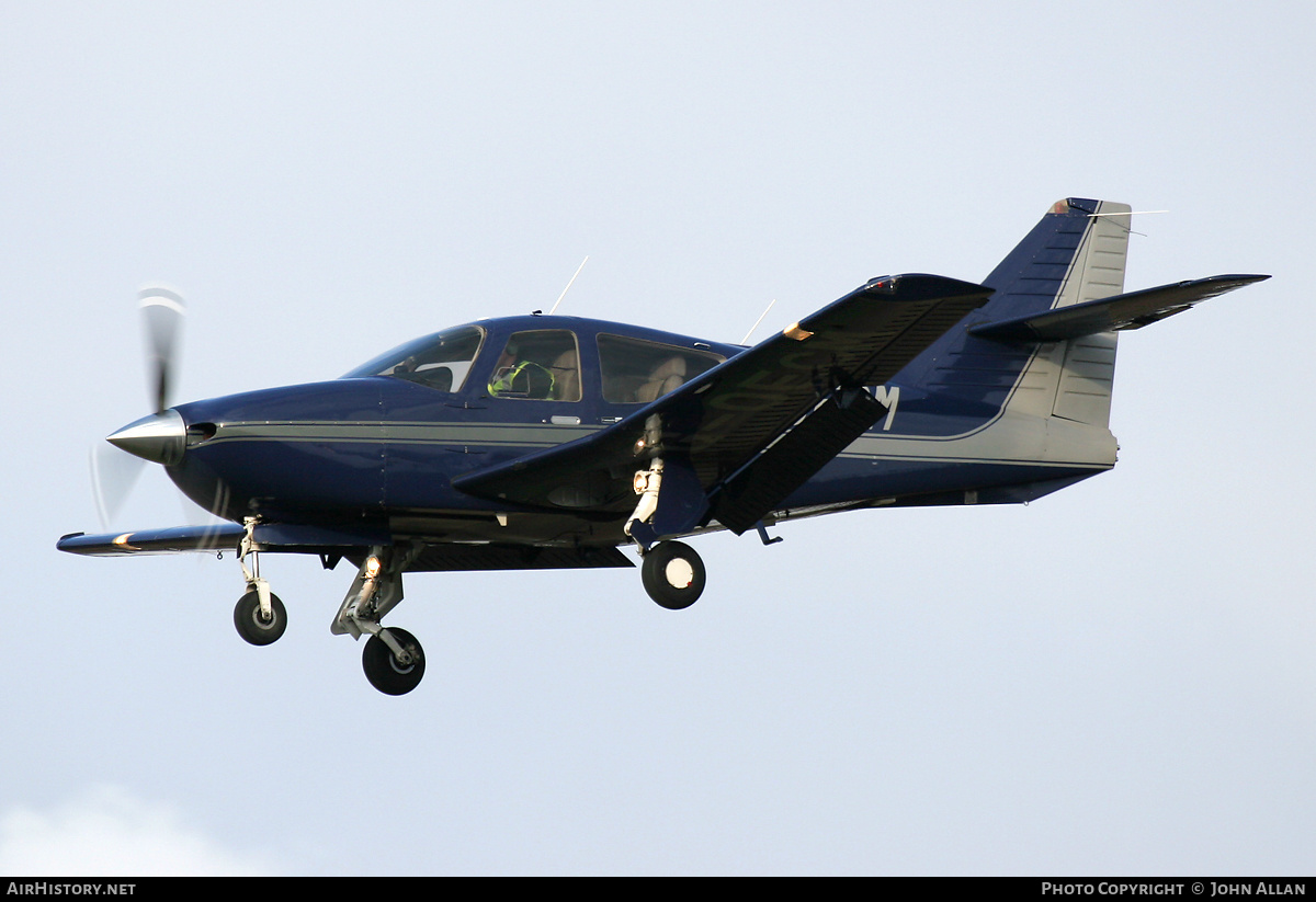 Aircraft Photo of G-OECM | Commander 114B | AirHistory.net #83410