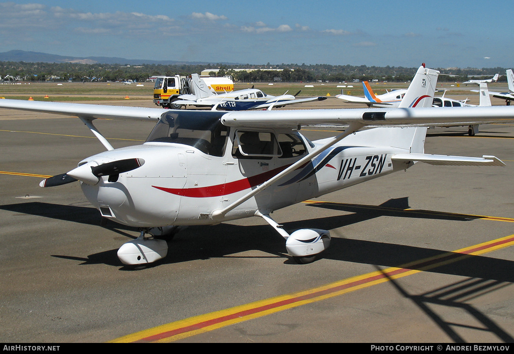 Aircraft Photo of VH-ZSN | Cessna 172R Skyhawk | AirHistory.net #83549