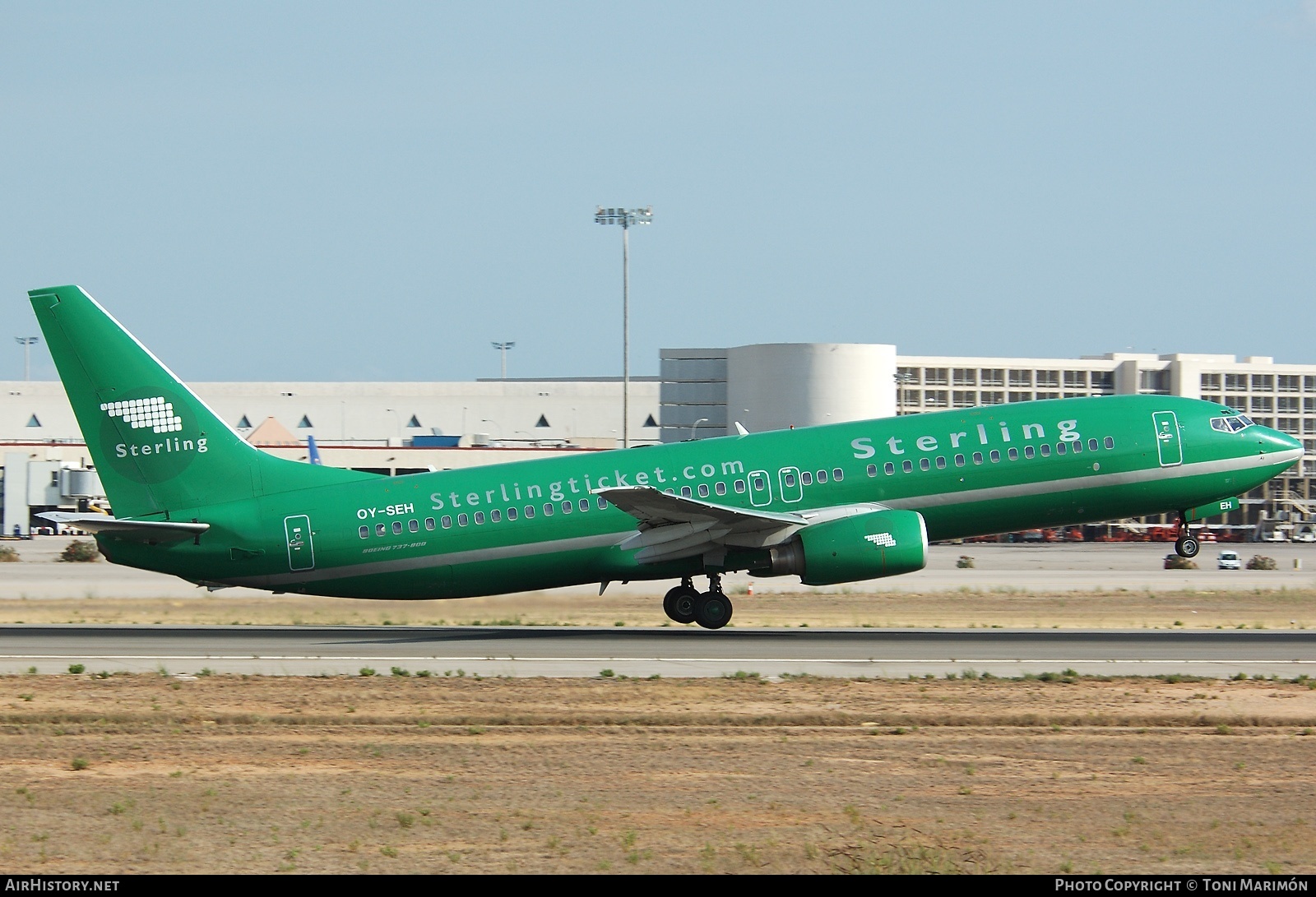 Aircraft Photo of OY-SEH | Boeing 737-85H | Sterling European Airlines | AirHistory.net #83582