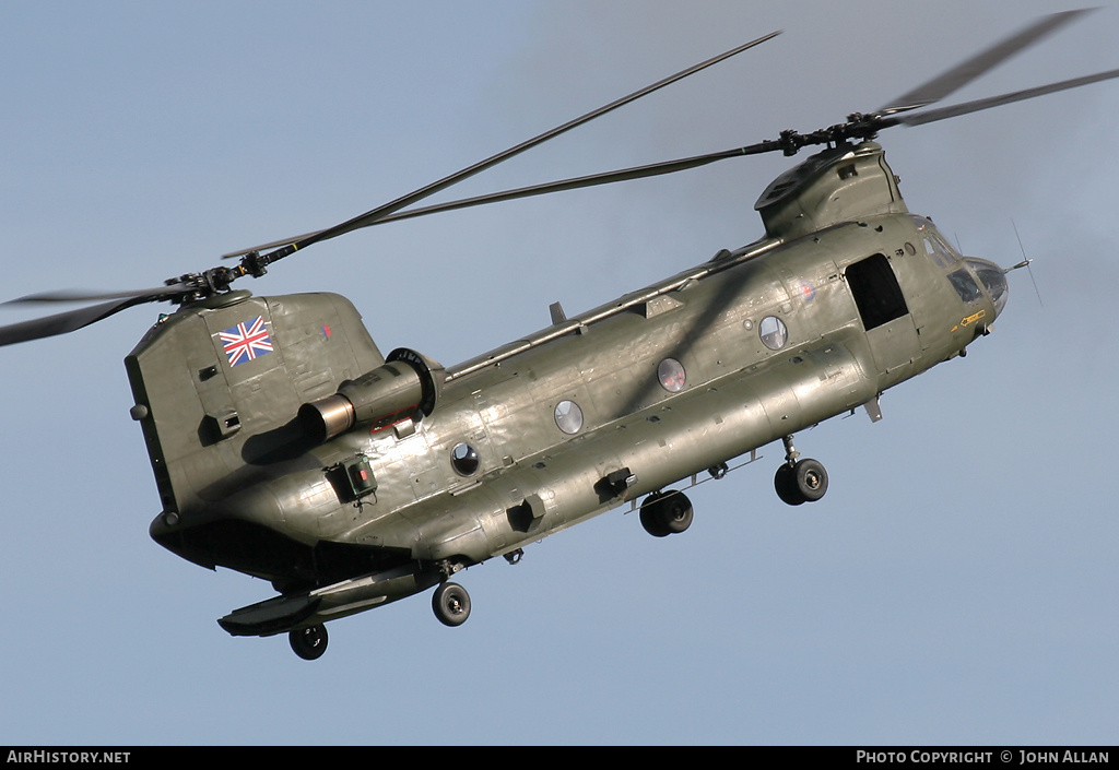 Aircraft Photo of ZD574 | Boeing Chinook HC2 (352) | UK - Air Force | AirHistory.net #83788