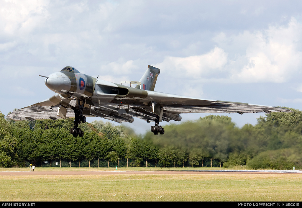 Aircraft Photo of G-VLCN / XH558 | Avro 698 Vulcan B.2 | UK - Air Force | AirHistory.net #83840