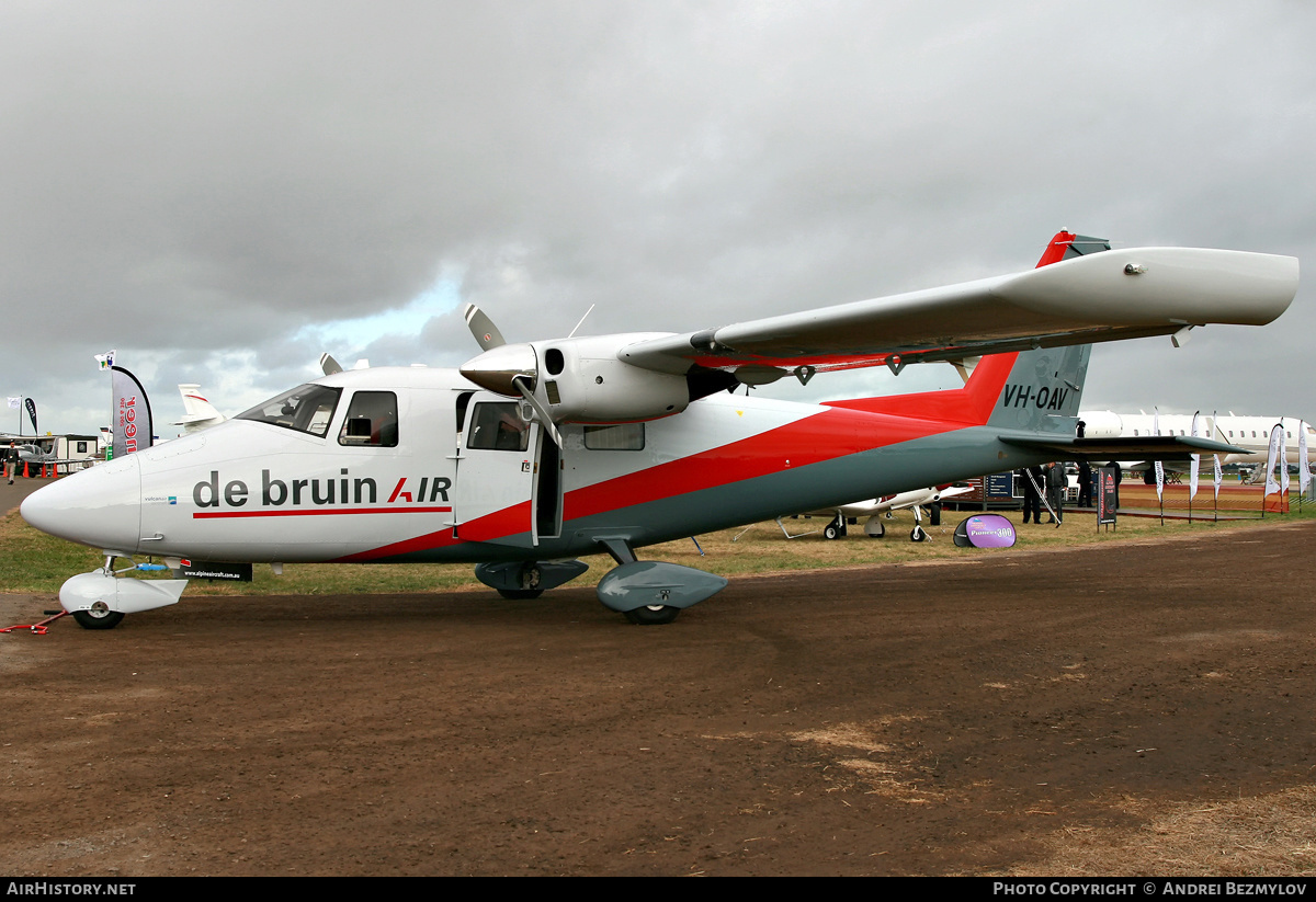 Aircraft Photo of VH-OAV | Vulcanair P-68C | De Bruin Air | AirHistory.net #83878