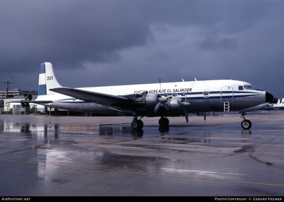 Aircraft Photo of 301 | Douglas DC-6B(F) | El Salvador - Air Force | AirHistory.net #83887