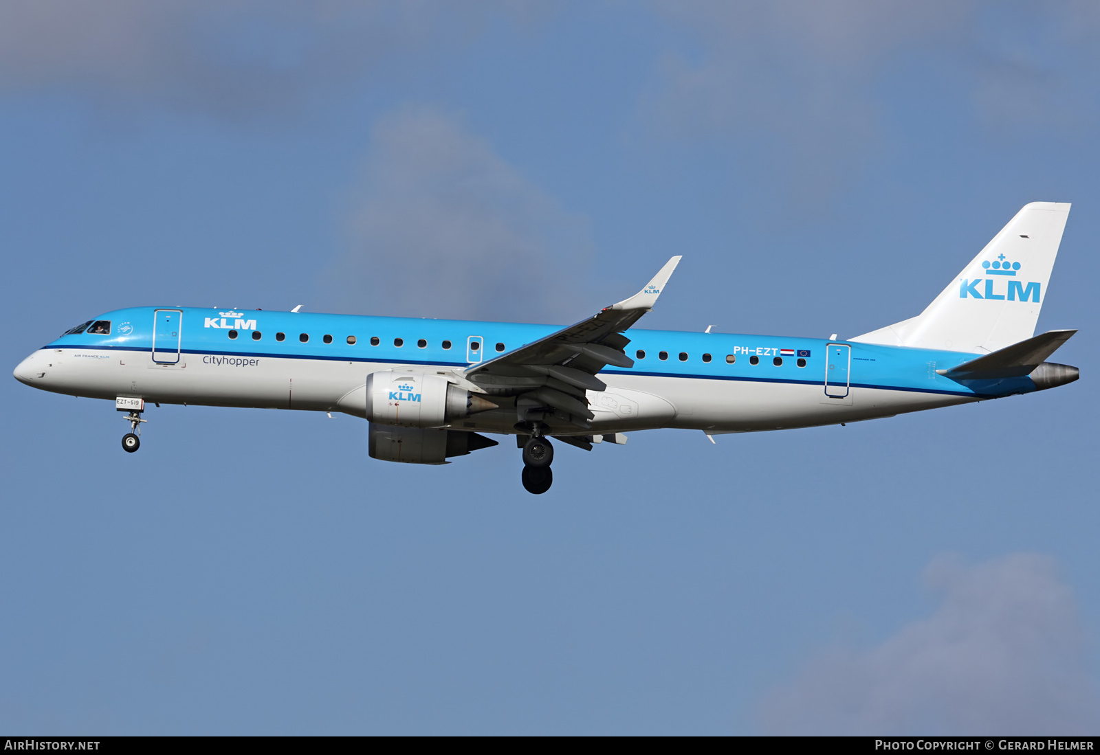 Aircraft Photo of PH-EZT | Embraer 190STD (ERJ-190-100STD) | KLM Cityhopper | AirHistory.net #83916