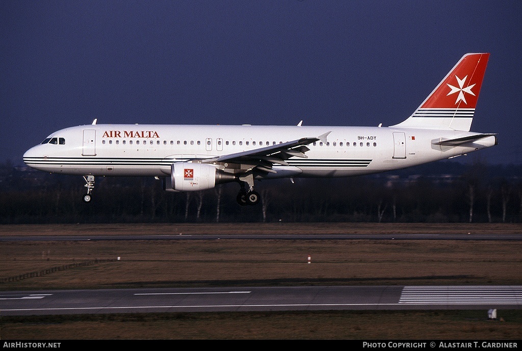 Aircraft Photo of 9H-ADY | Airbus A320-214 | Air Malta | AirHistory.net #84104