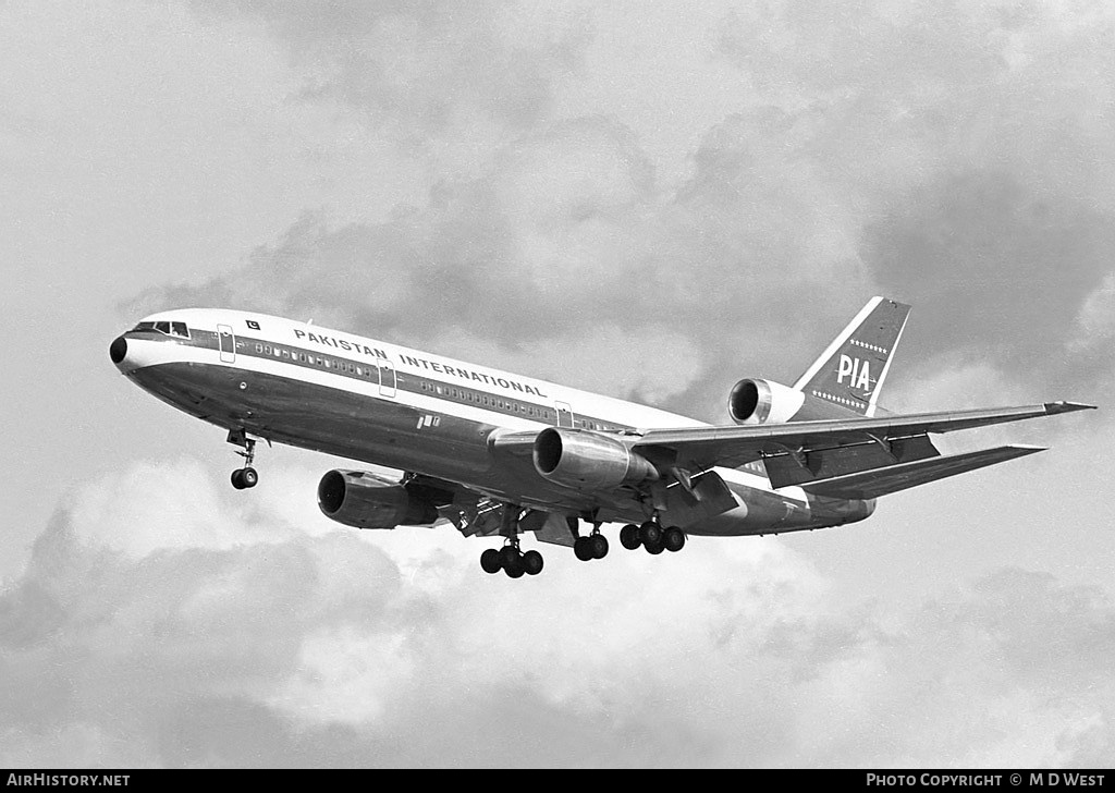 Aircraft Photo of AP-AXD | McDonnell Douglas DC-10-30 | Pakistan International Airlines - PIA | AirHistory.net #84178