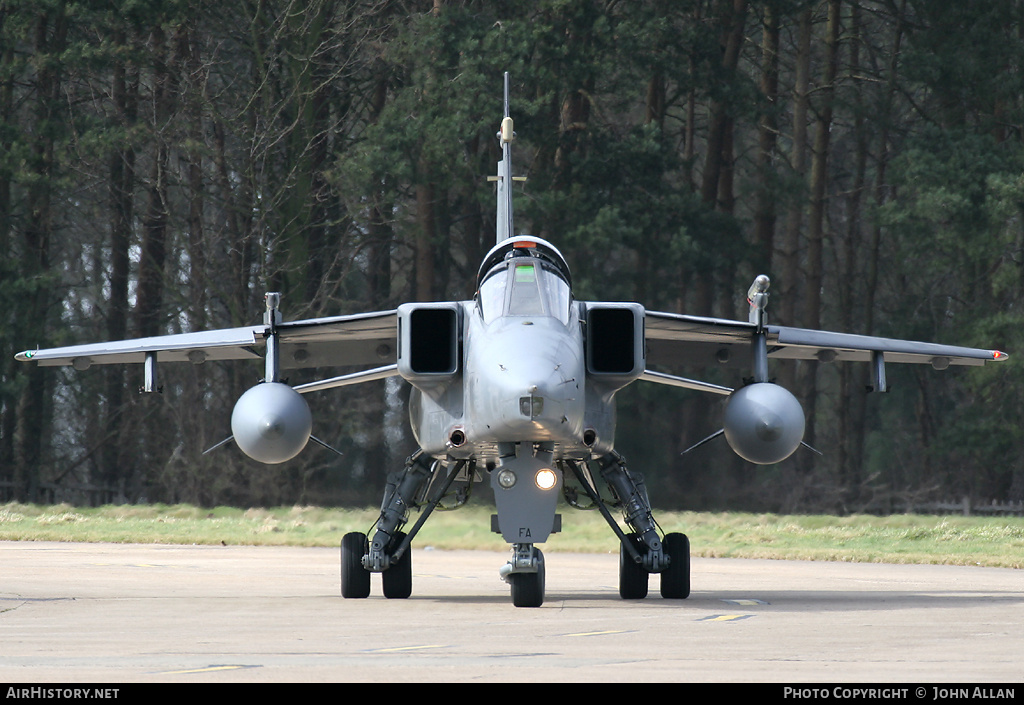 Aircraft Photo of XZ398 | Sepecat Jaguar GR3A | UK - Air Force | AirHistory.net #84215