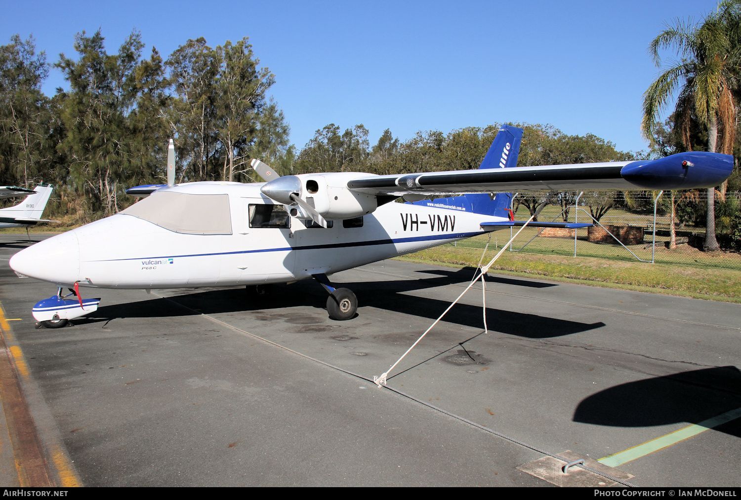 Aircraft Photo of VH-VMV | Vulcanair P-68C | Redcliffe Aero Club | AirHistory.net #84289