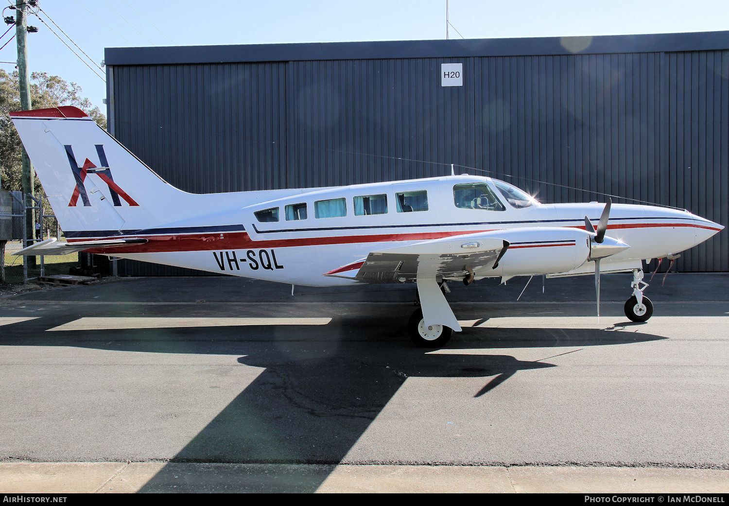 Aircraft Photo of VH-SQL | Cessna 402C | Hardy Aviation | AirHistory.net #84304