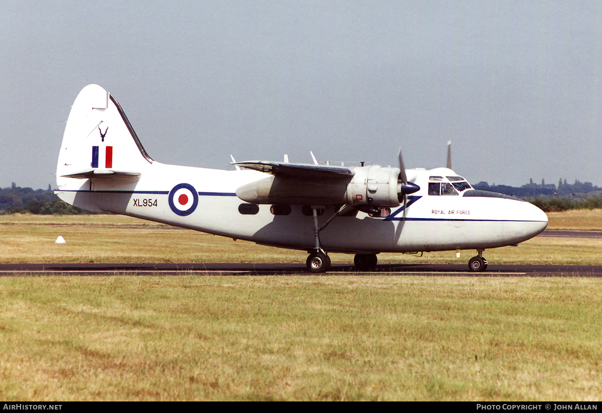 Aircraft Photo of G-BXES / XL954 | Hunting Percival P.66 Pembroke C.1 | UK - Air Force | AirHistory.net #84489