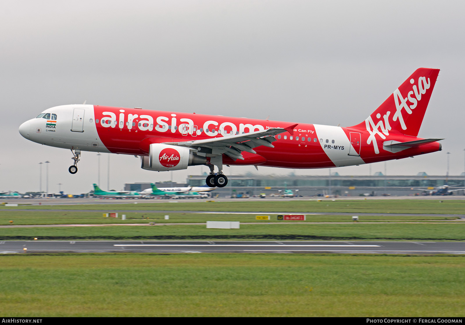 Aircraft Photo of PR-MYS | Airbus A320-214 | AirAsia | AirHistory.net #84525