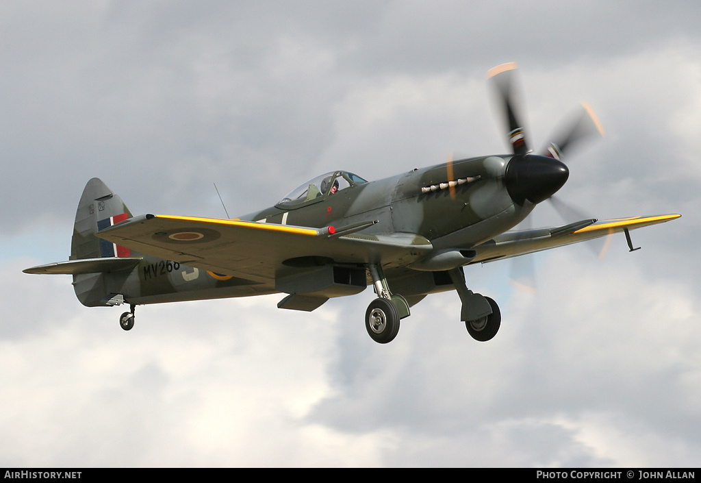 Aircraft Photo of G-SPIT / MV268 | Supermarine 379 Spitfire FR14E | UK - Air Force | AirHistory.net #84556