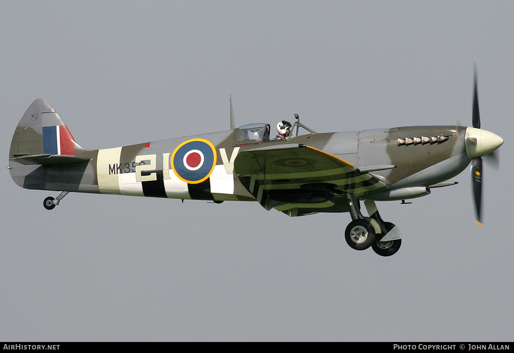 Aircraft Photo of MK356 | Supermarine 361 Spitfire LF9C | UK - Air Force | AirHistory.net #84579