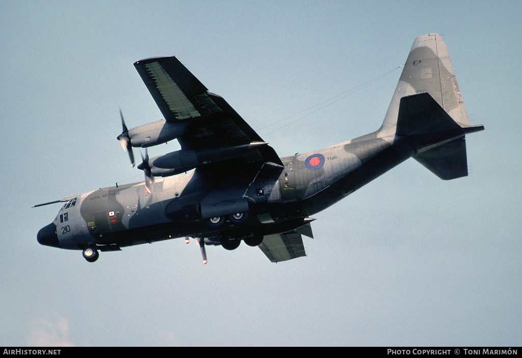 Aircraft Photo of XV210 | Lockheed C-130K Hercules C1 (L-382) | UK - Air Force | AirHistory.net #84587