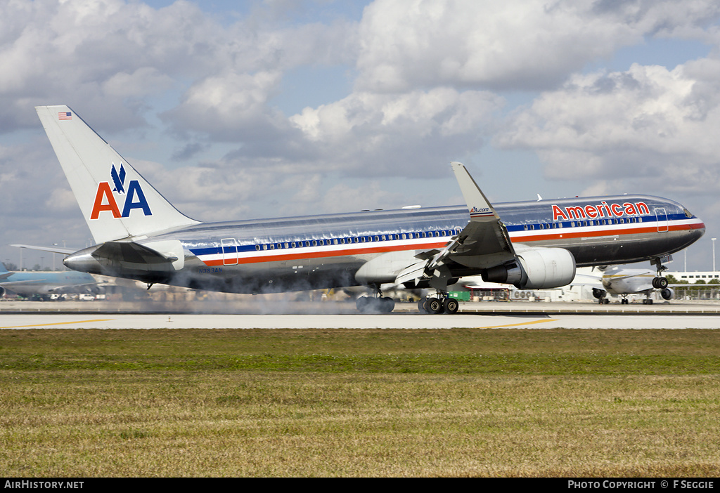 Aircraft Photo of N383AN | Boeing 767-323/ER | American Airlines | AirHistory.net #84651