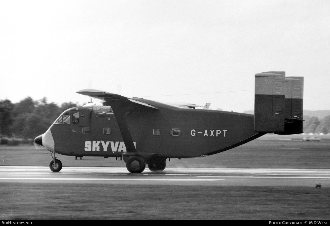 Aircraft Photo of G-AXPT | Short SC.7 Skyvan 3M-400 | AirHistory.net #84656