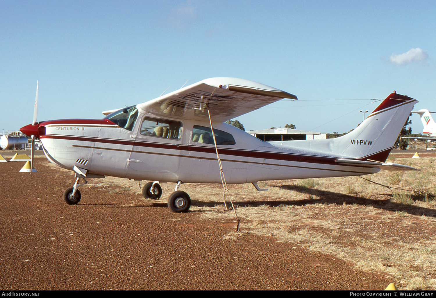 Aircraft Photo of VH-PVW | Cessna 210L Centurion II | AirHistory.net #84727