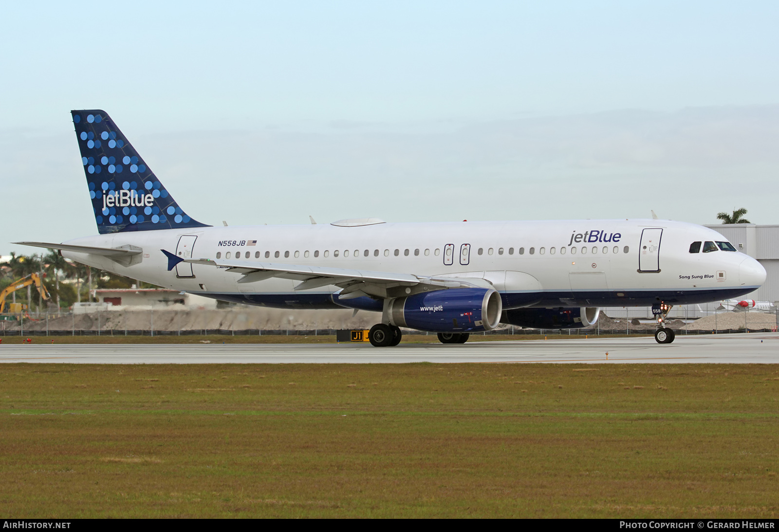 Aircraft Photo of N558JB | Airbus A320-232 | JetBlue Airways | AirHistory.net #84743