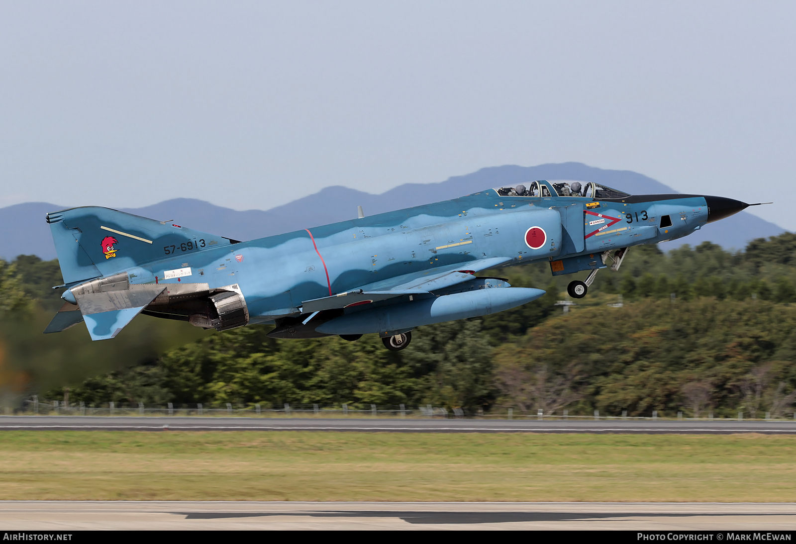 Aircraft Photo of 57-6913 | McDonnell Douglas RF-4EJ Kai Phantom II | Japan - Air Force | AirHistory.net #84927