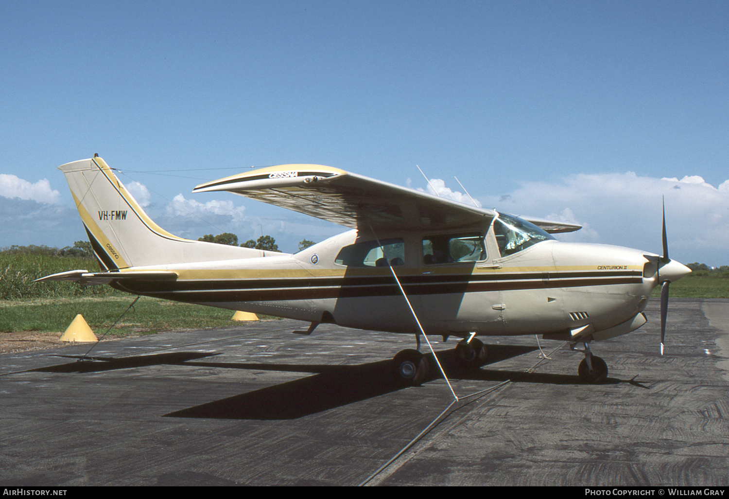 Aircraft Photo of VH-FMW | Cessna 210N Centurion II | AirHistory.net #84982